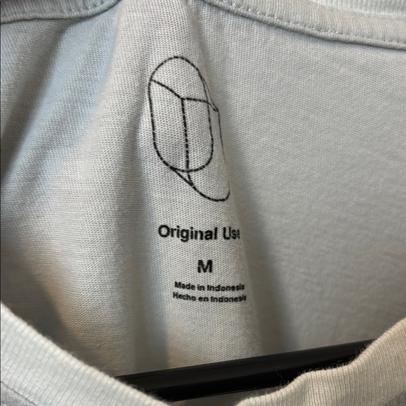 Color Block T-Shirt - Picture 2 of 4